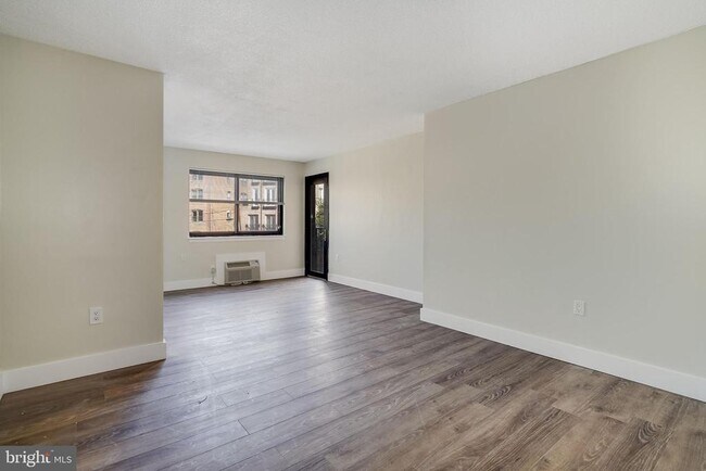 Building Photo - 1816 New Hampshire Ave NW