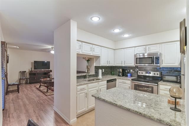 Building Photo - 1309 Memory Ln