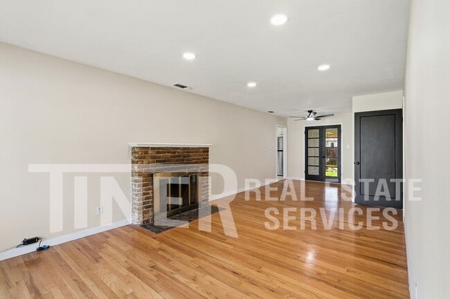 Building Photo - 5000 Reid Way