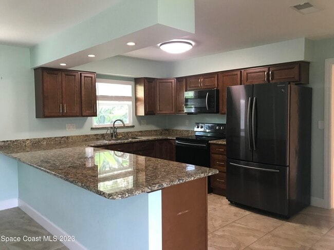 Building Photo - 136 Atlantic Dr