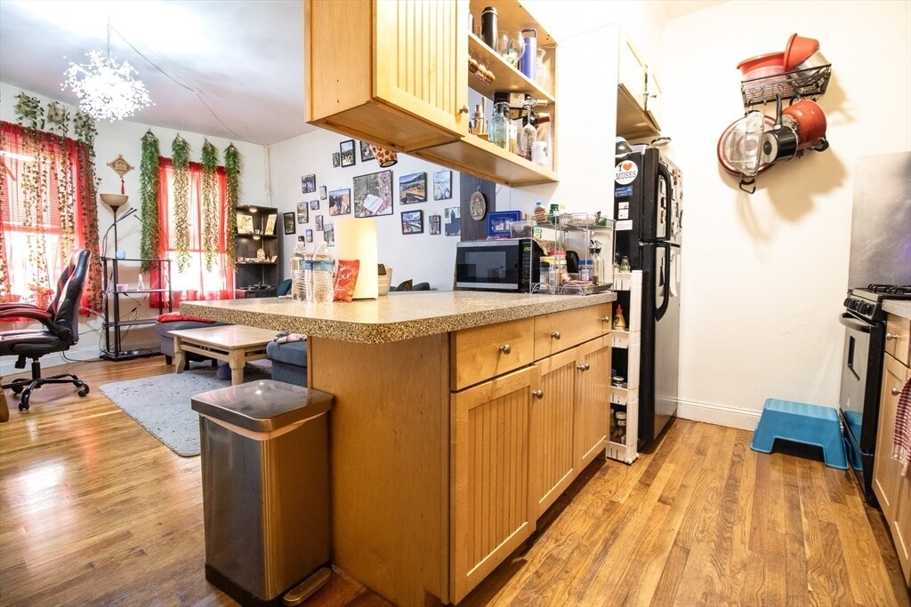 Building Photo - 754 Huntington Ave