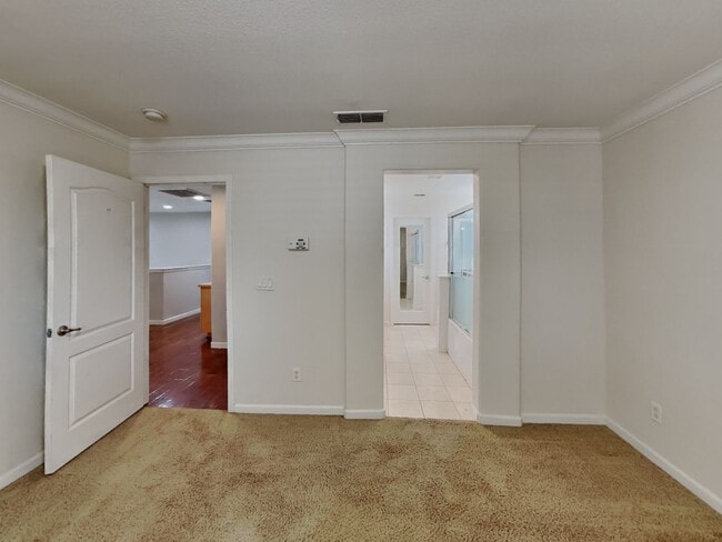 Building Photo - 3/2.5 House Available Now in Mossdale Landing