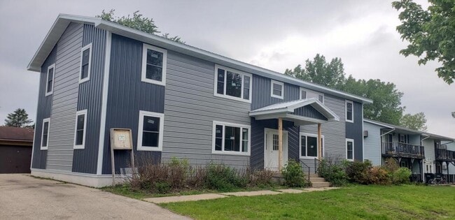 Building Photo - 1315 Butts Ave