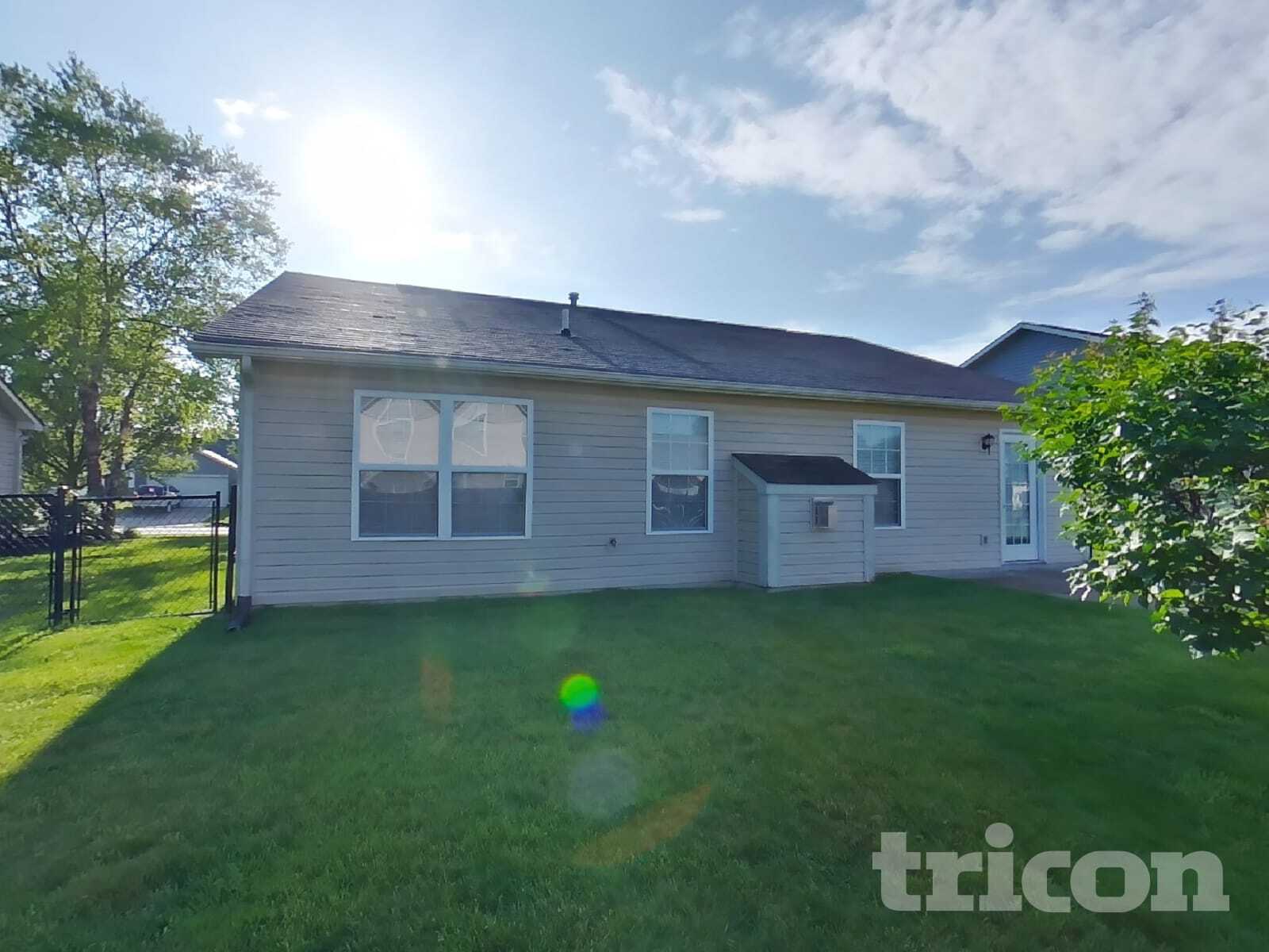 Building Photo - 214 Rolling Ridge Dr