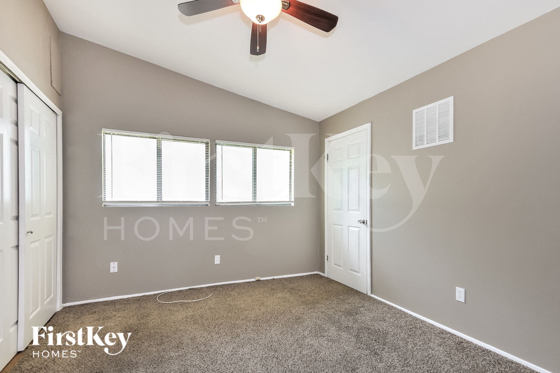 Building Photo - 2420 Cherry