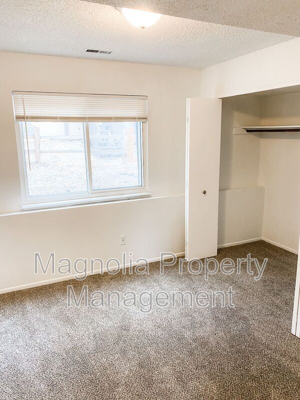 Building Photo - 5545 Bowden Loop
