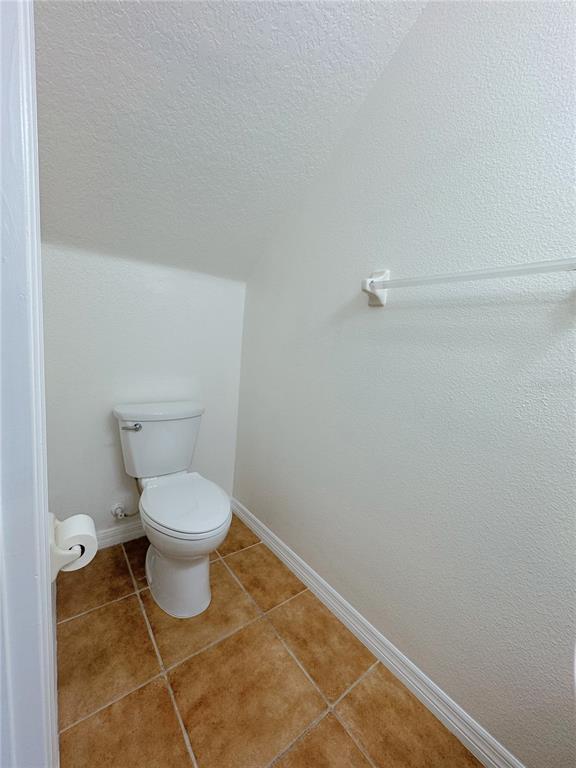 Building Photo - 760 Cresting Oak Cir