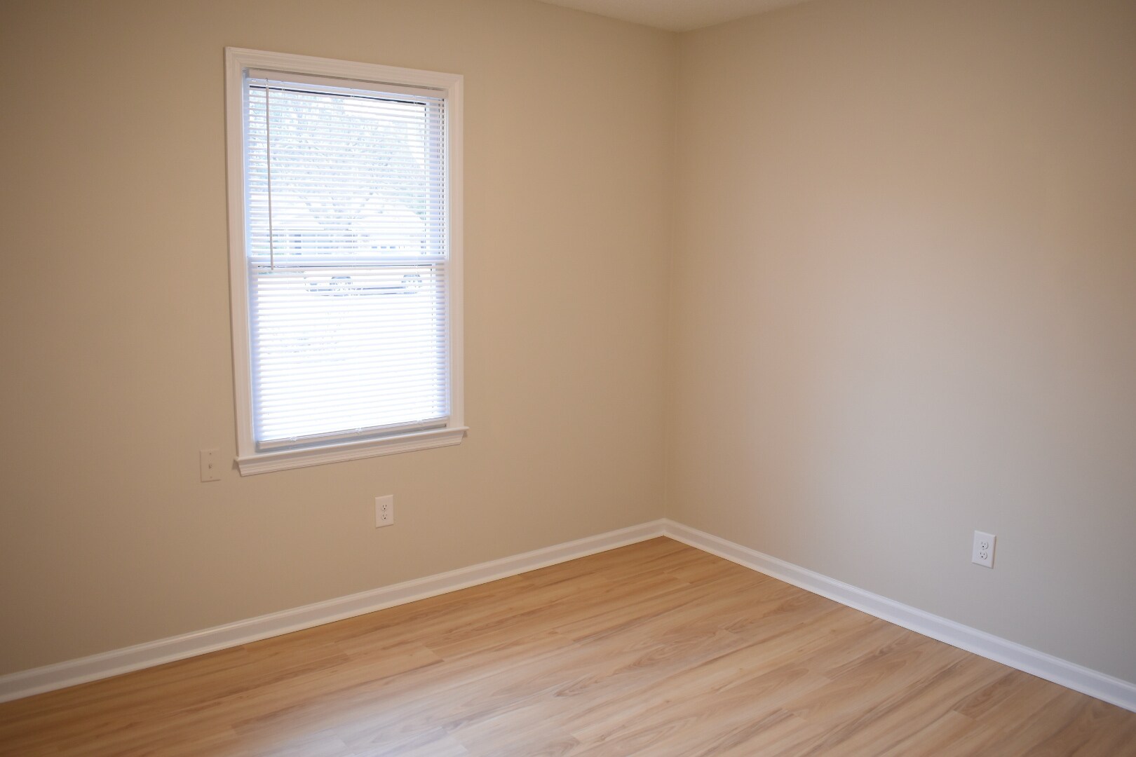 Building Photo - 4839 Berkley Dr