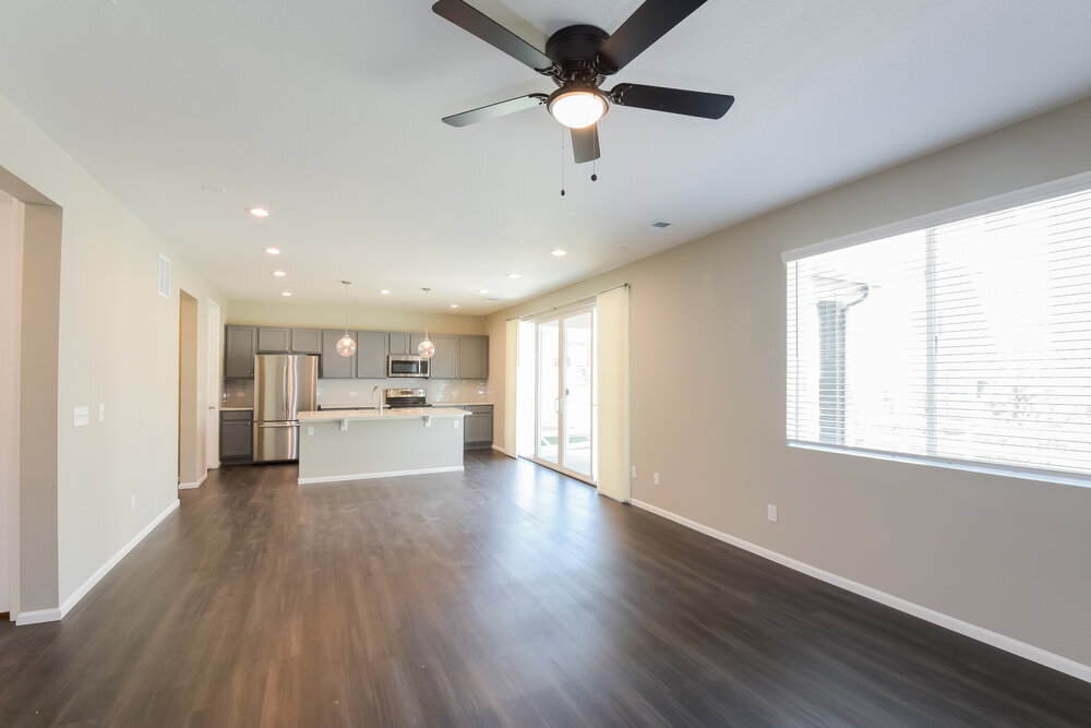 Building Photo - 3565 Makley Cir
