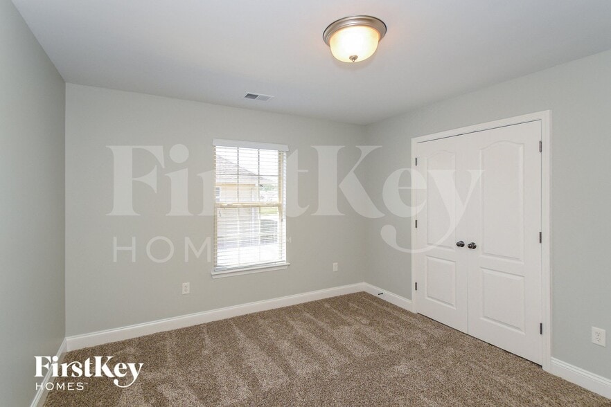 Building Photo - 125 Hidden Trace Ct