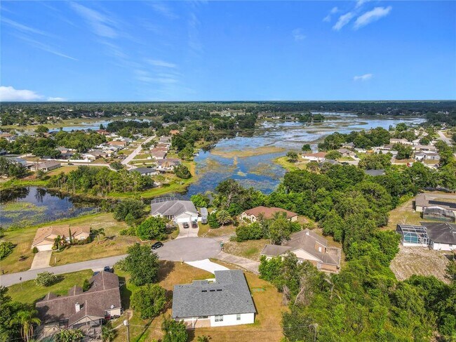 Building Photo - 780 Kangaroo Ct