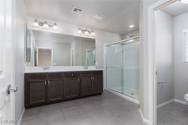 Building Photo - 9857 Mercer Ests Ct