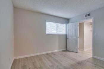 Building Photo - 1409 Superior Ave