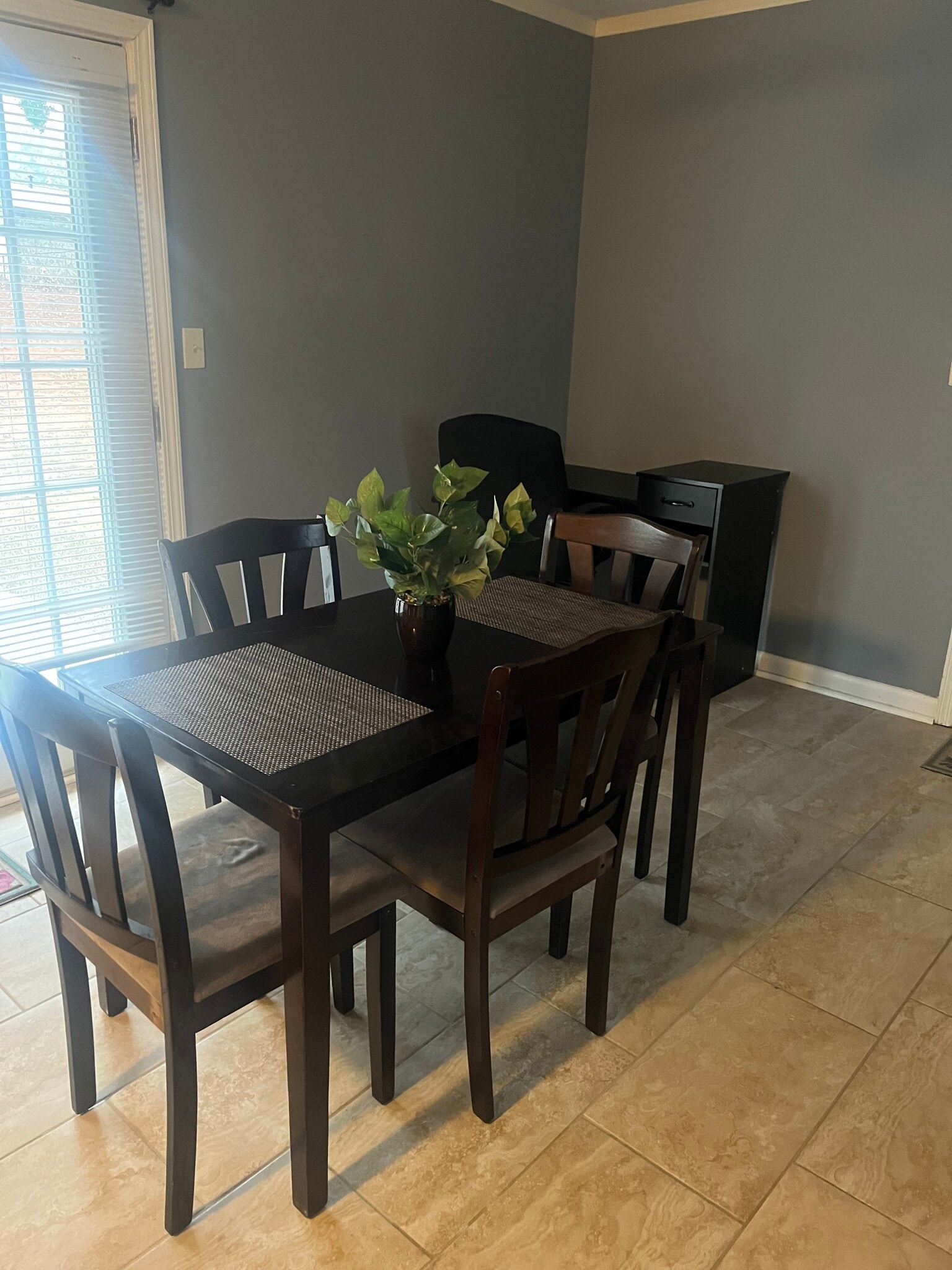 Building Photo - 7013 Fielder Rd