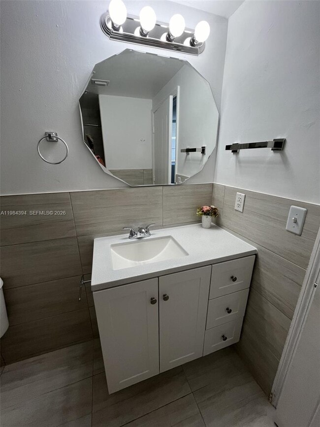 Building Photo - 1 Glen Royal Pkwy