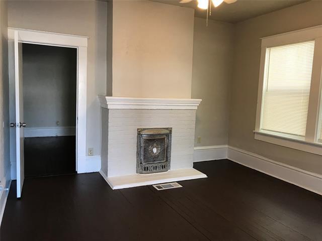 Building Photo - 1118 N Zang Blvd