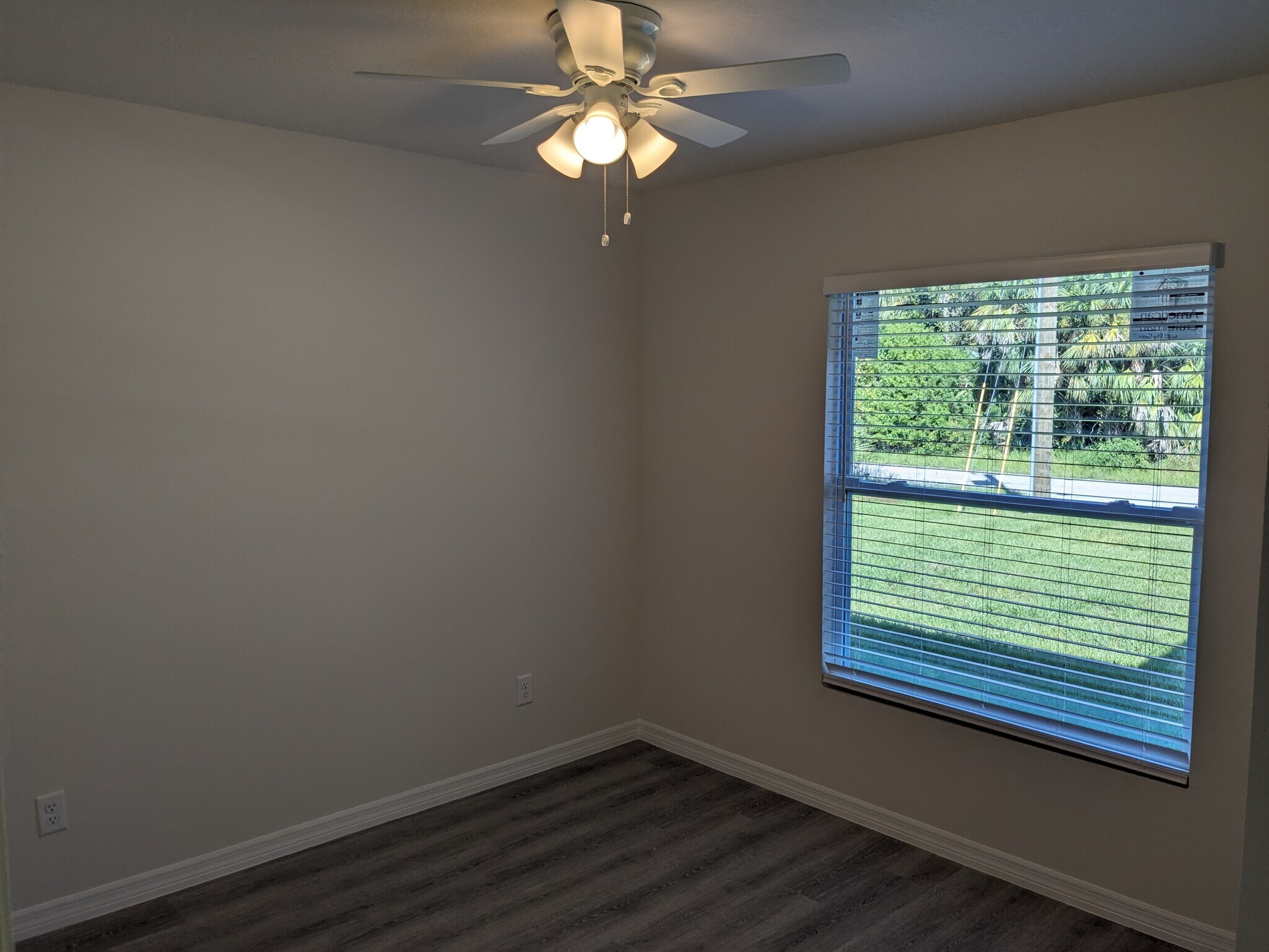 Building Photo - 5837 Babian Rd