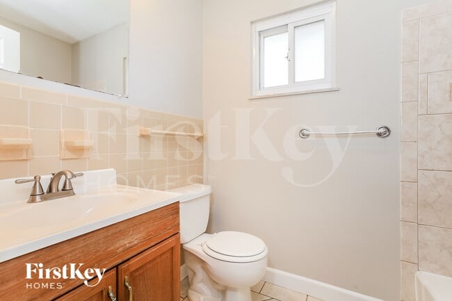 Building Photo - 11741 Hanover Rd