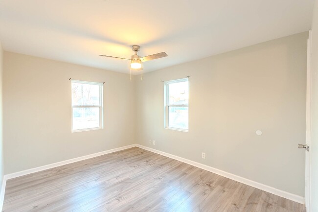 Building Photo - Renovated 3 bed 1 bath in Old Hickory Vill...