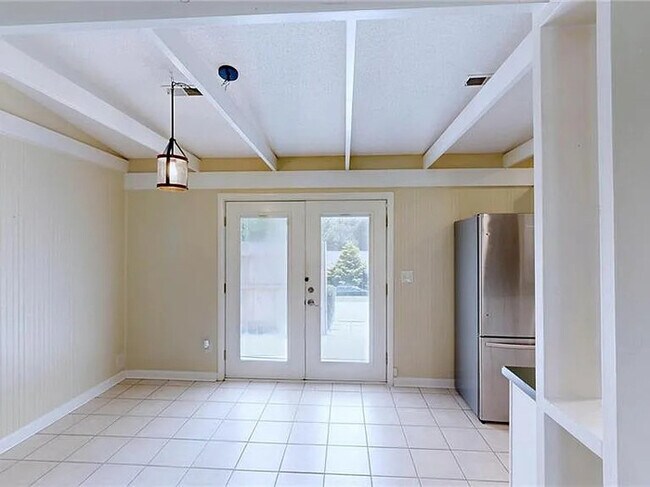 Building Photo - Earn Wealth While Leasing - Like a Homeowner - Lease to Own