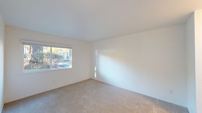 Building Photo - 410 Alameda del Prado