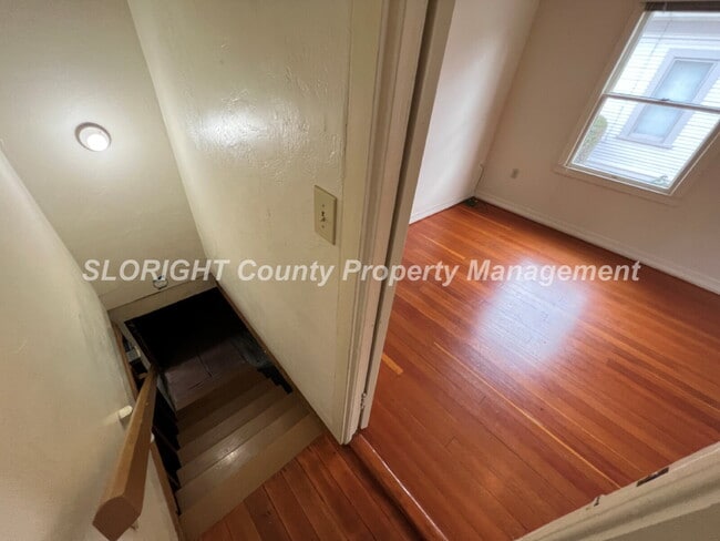 Building Photo - AVAILABLE MAY - Nice Apartment in Downtown SLO - 2 Bedroom / 1 Bathroom