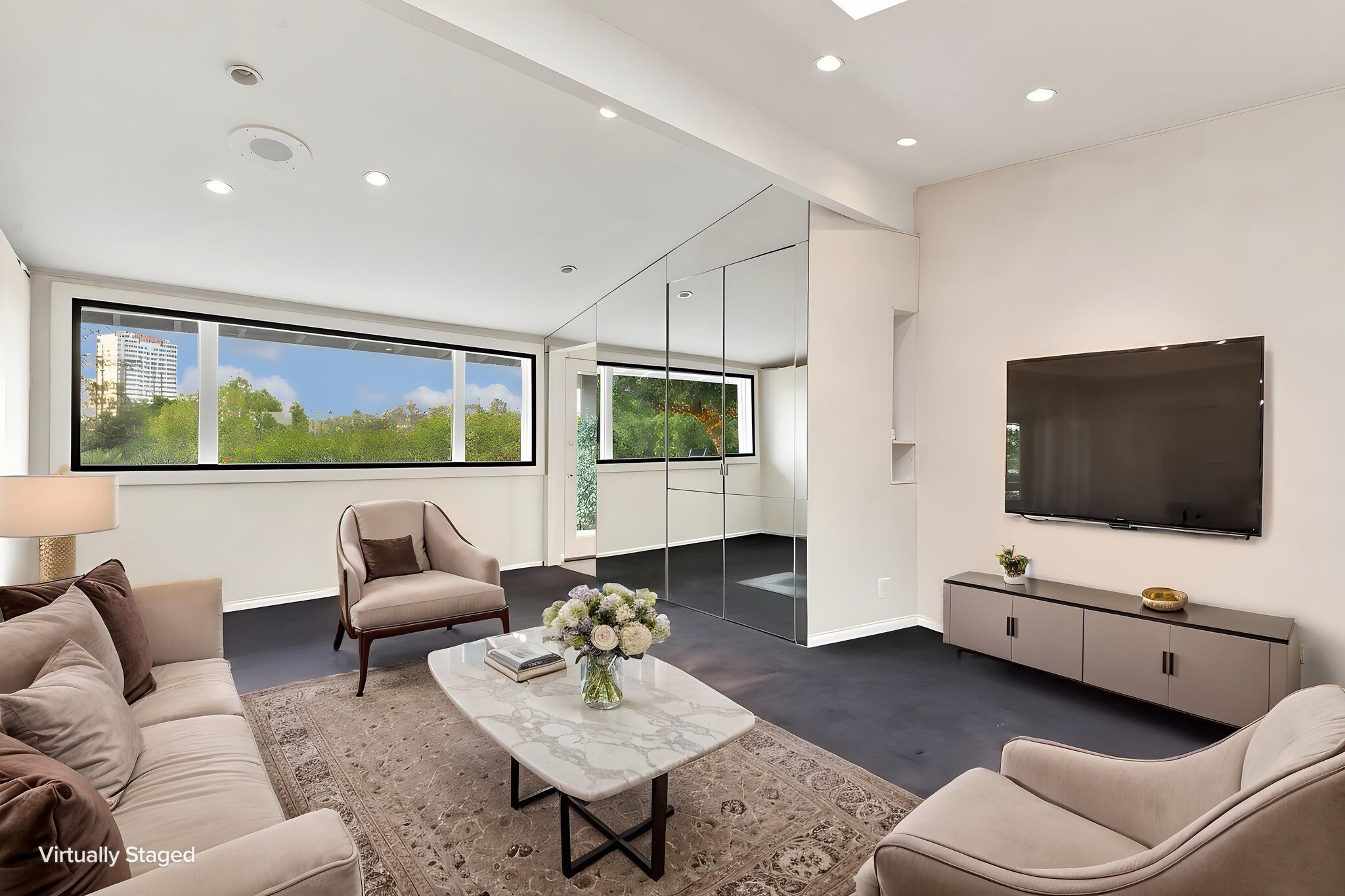 Building Photo - 3231 Oakley Dr