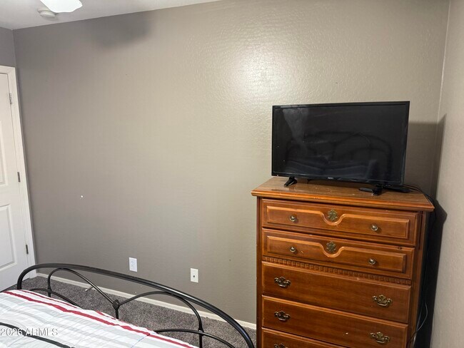 Building Photo - 5943 S 248th Dr