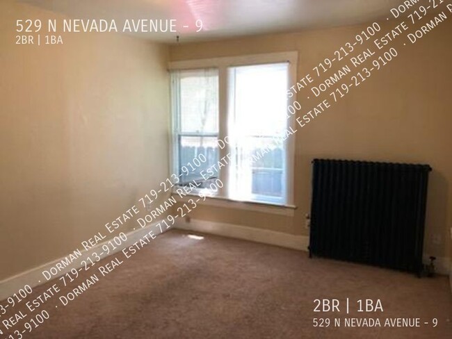 Building Photo - Charming 2 bed 1 bath in Victorian style h...