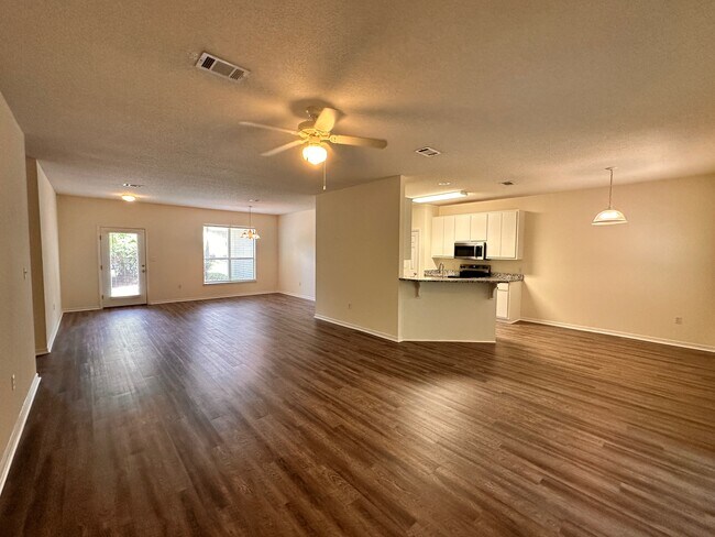 Building Photo - 158 Garnett Bayou Rd