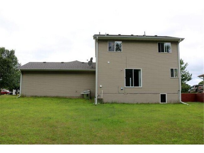 Building Photo - 23179 Arrowhead St NW