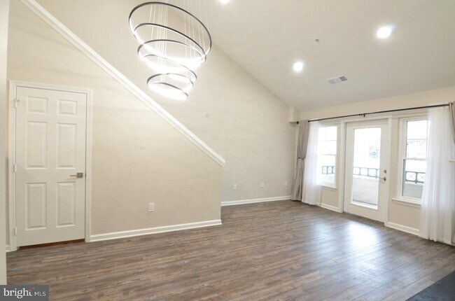 Building Photo - 12020 Taliesin Pl