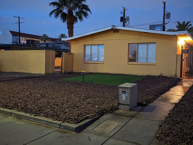 Building Photo - 1304 Rexford Pl