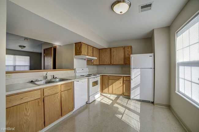 Building Photo - 2 br, 1 bath Apartment - Raystown Crossing