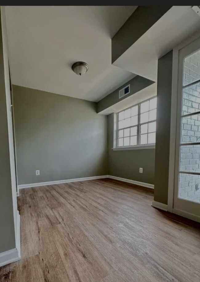 Dining Area - 7094 Spring Garden Dr