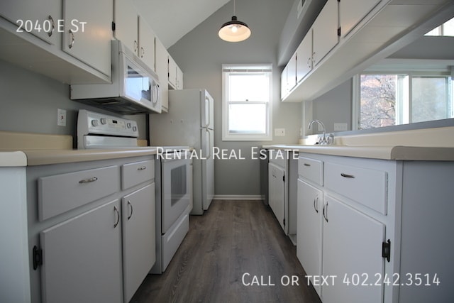 Building Photo - 2040 E St-