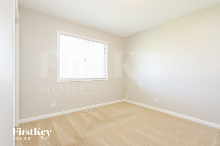 Building Photo - 133 Huntingwood Rd