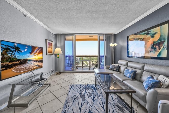 Building Photo - 2501 S Ocean Dr