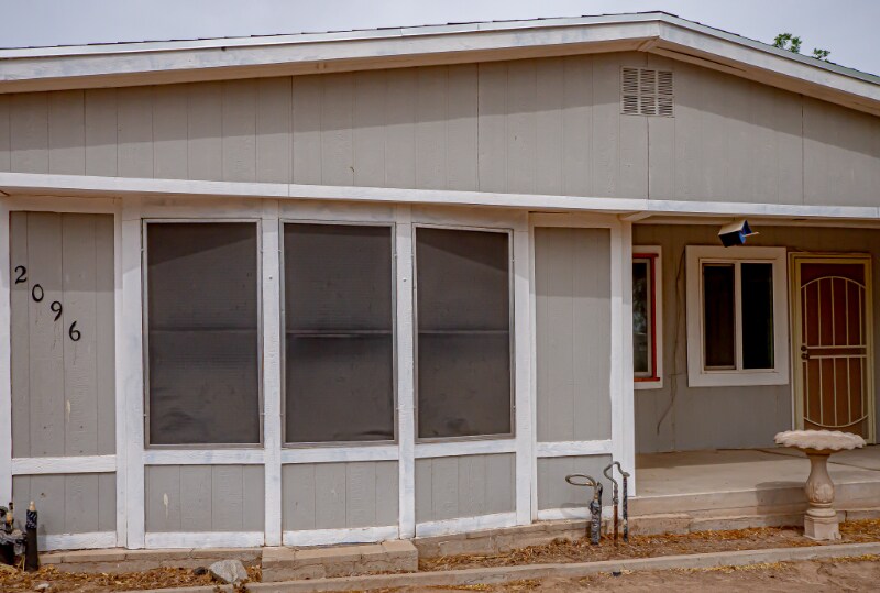 Building Photo - 2096 S Nelson Dr