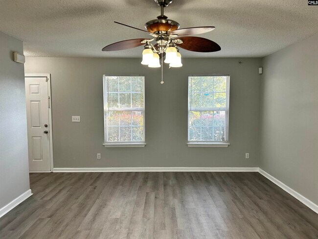 Building Photo - 218 Cogburn Rd