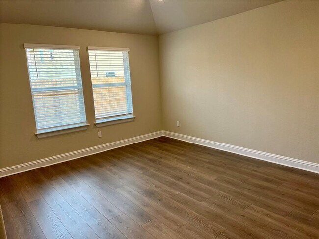 Building Photo - 170 Living Reef Dr