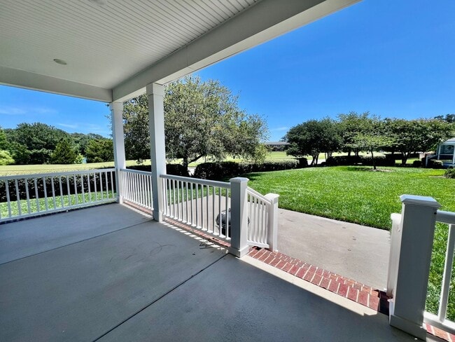 Building Photo - Gorgeous Home on Walkers Ferry Lane in The...