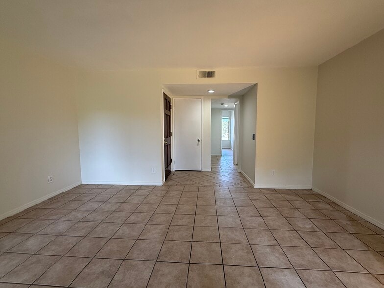 Building Photo - 24322 El Pilar