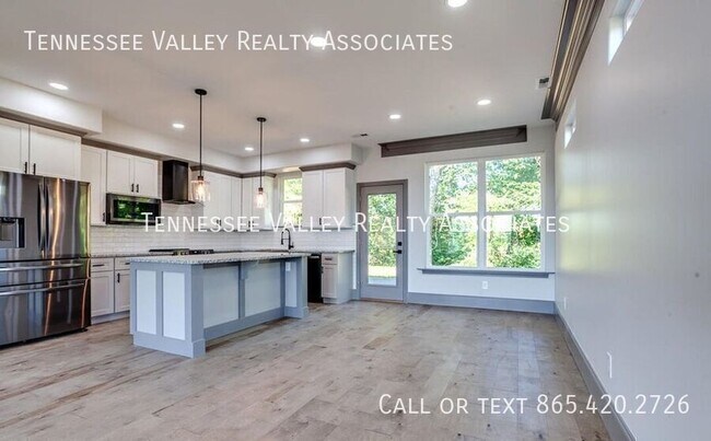 Building Photo - 7814 Lake Mountain Ln