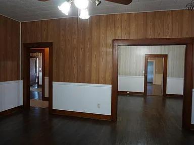 Building Photo - 1114 Monroe St