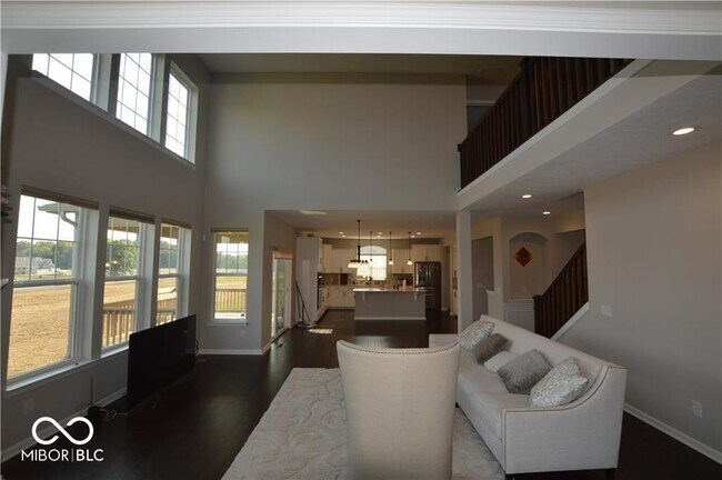 Building Photo - 5193 Rangewood Dr