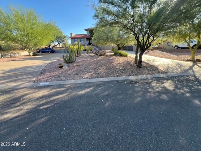 Primary Photo - 15230 N Blackbird Dr