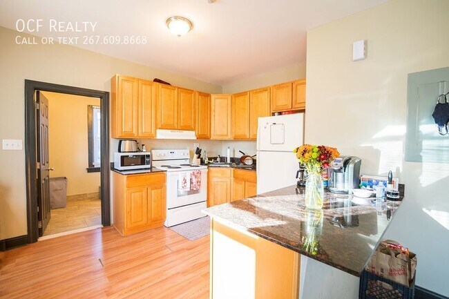 Building Photo - 5700 N 20th St