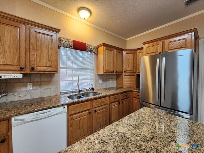 Building Photo - 1771 Oak Glen