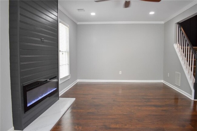 Building Photo - 131 Willow Stream Ct